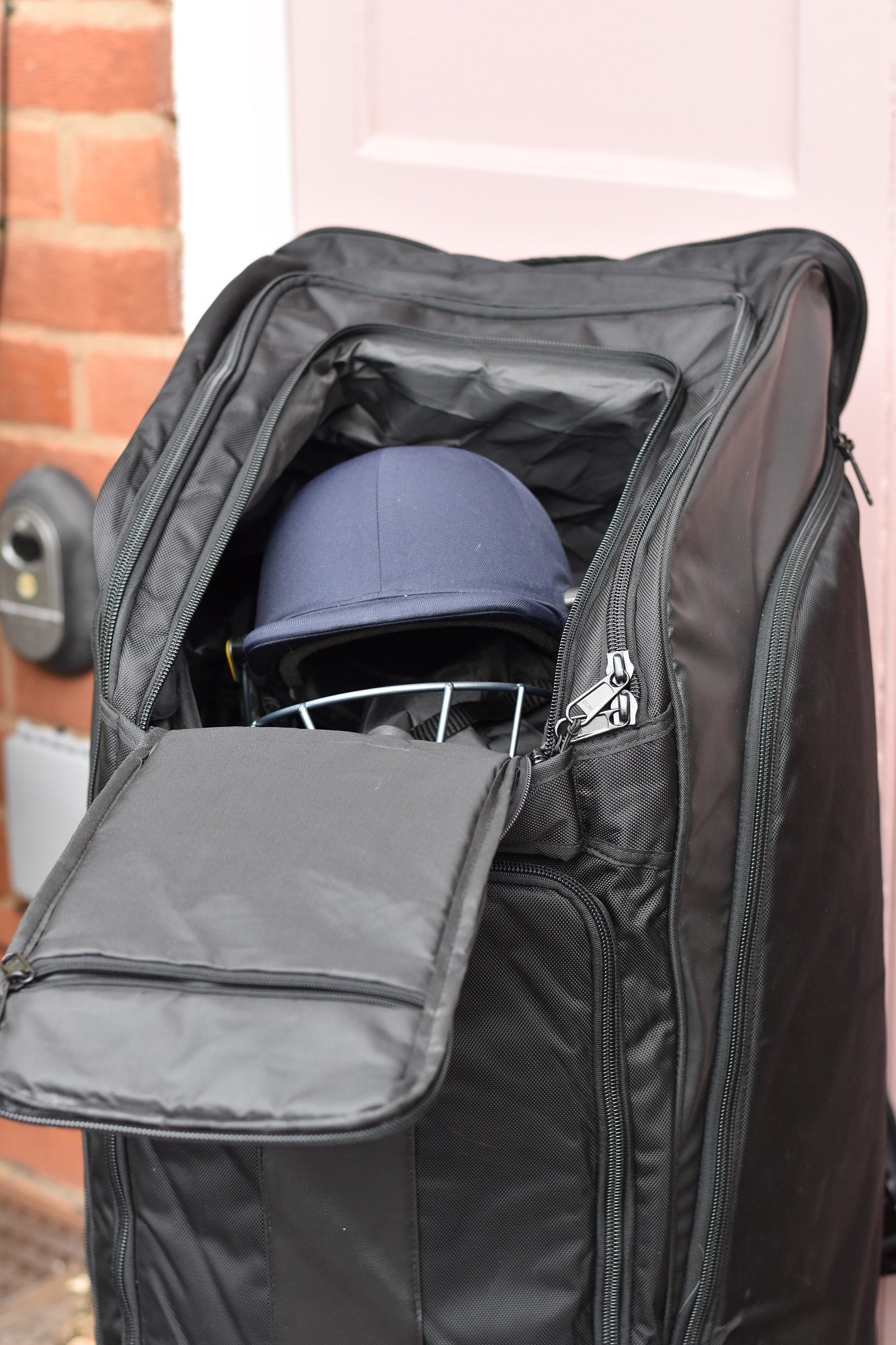 2026 Signature Black Wheelie Duffle Bag