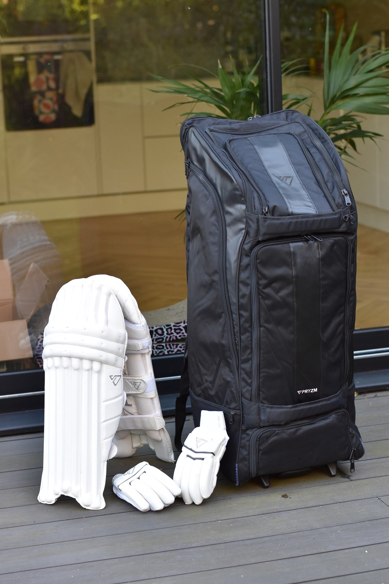 2026 Heritage Pads & Gloves + Black Signature Wheelie Duffle Bundle