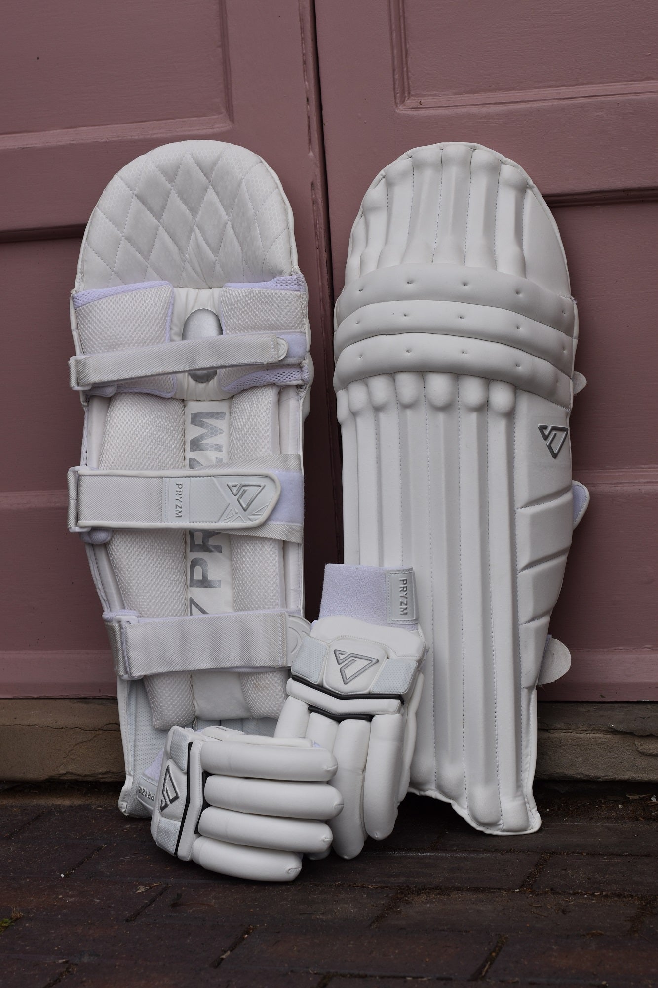 2026 Heritage Batting Pads & Gloves Bundle