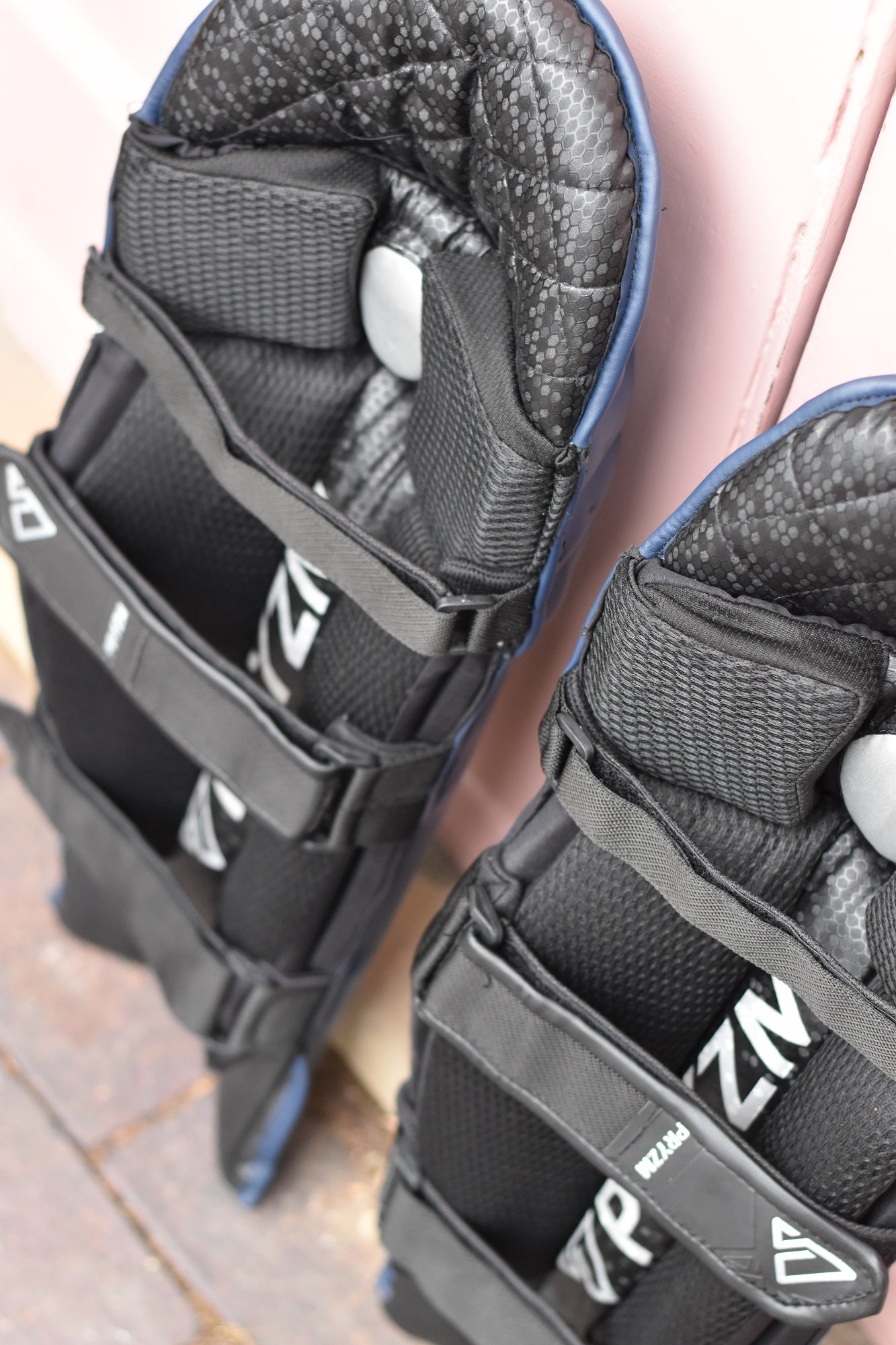 2026 Navy Heritage Batting Pads