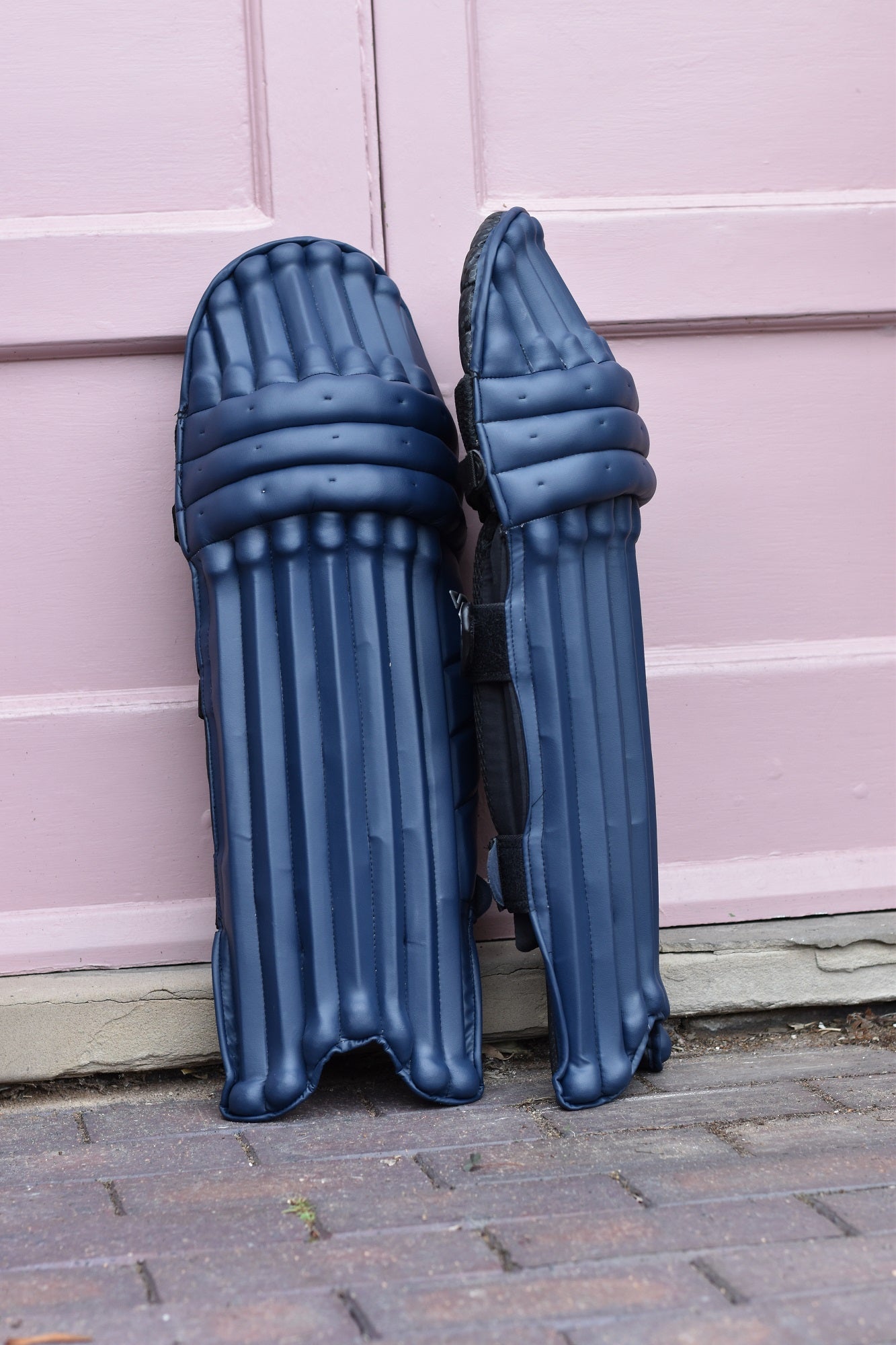 2026 Navy Heritage Batting Pads