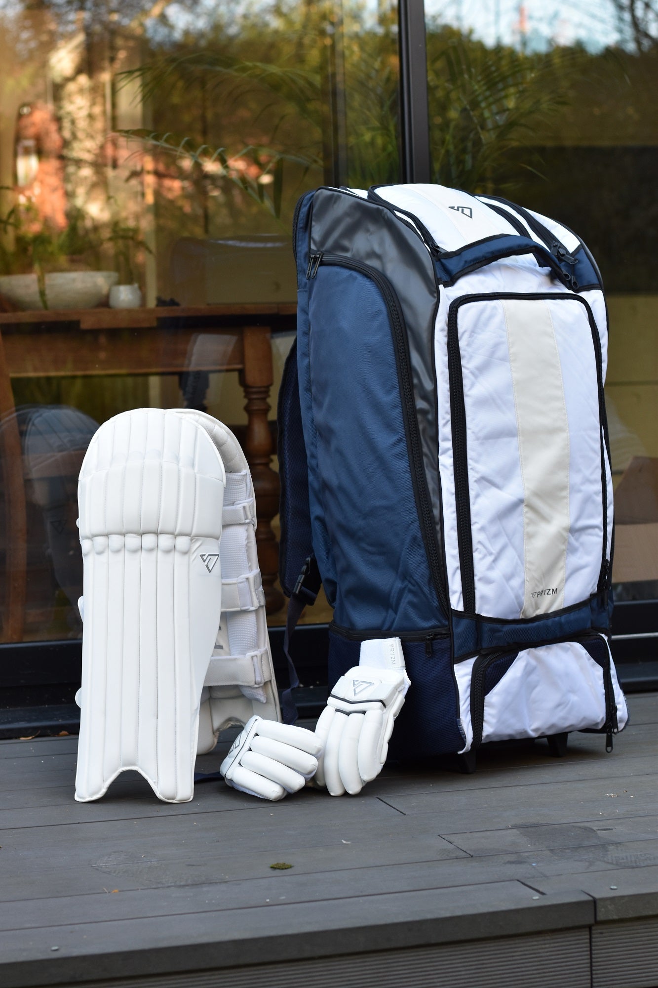 2026 Tempo Pads & Heritage Gloves + Black Signature Wheelie Duffle Bundle - Pryzm Cricket