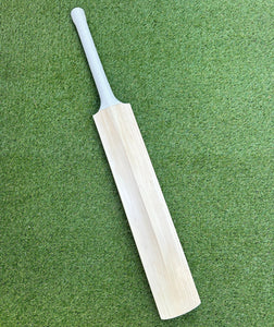 2'10 Concave | Signature (G1+) Cricket Bat #3385