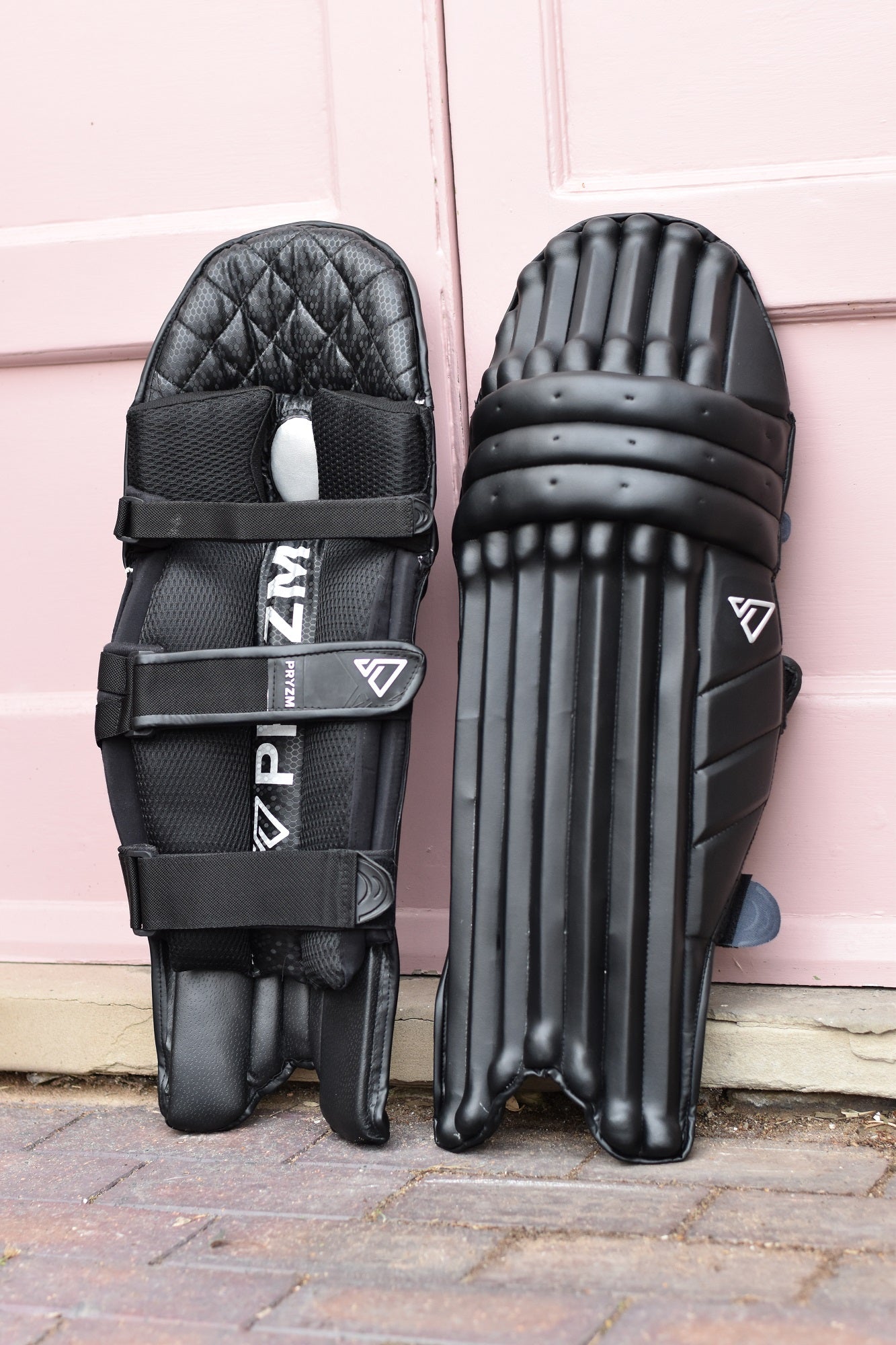 2026 Black Heritage Batting Pads
